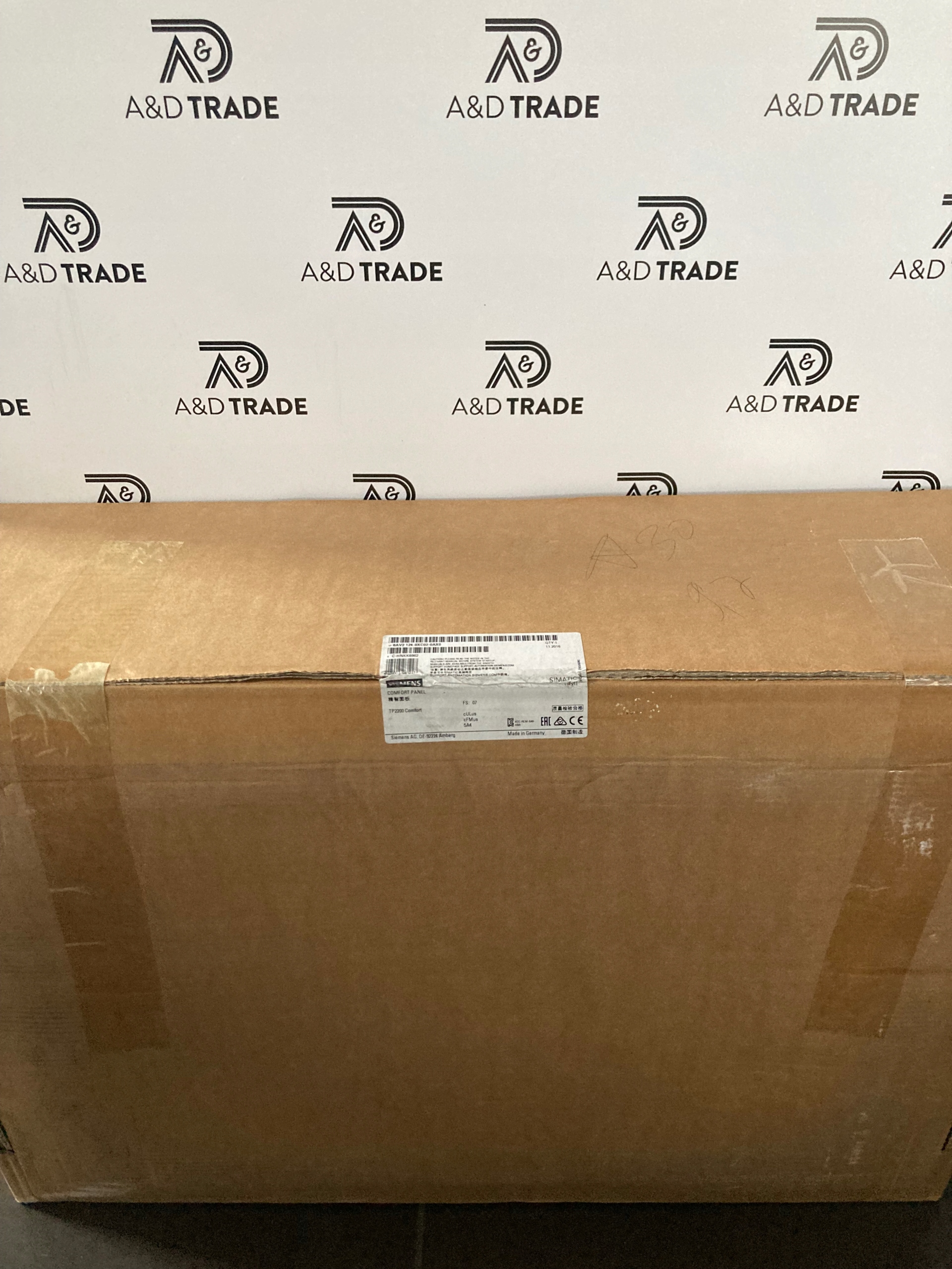 Siemens 6AV2124-0XC02-0AX0 SIMATIC TP2200 Comfort Panel, CE6.0, 22 TFT, 16:9 — Pannelli HMI e monitor